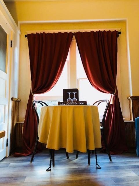 Hotel San Ramon 비스비 외부 사진